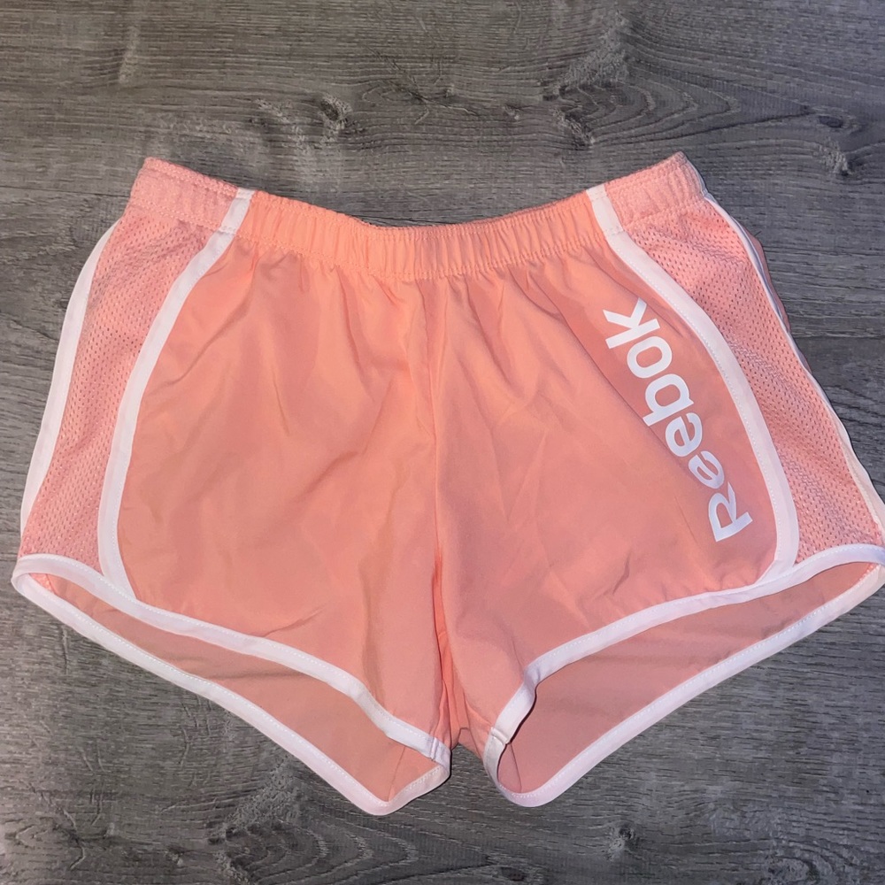 REEBOK SIZE S LOW WAISTED SHORTS